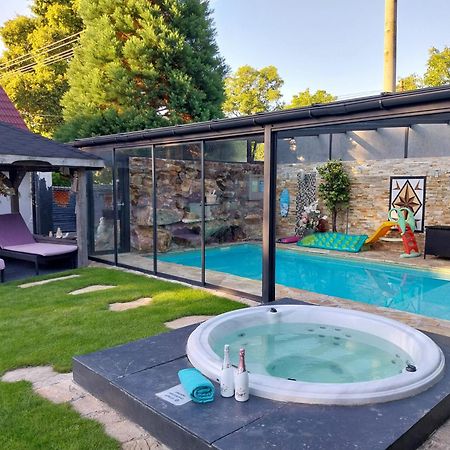 Villa Aspen Kamenny Ujezd  Esterno foto